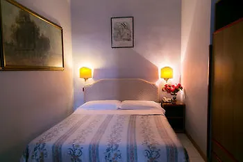 Hotel Altavilla 9 Rome